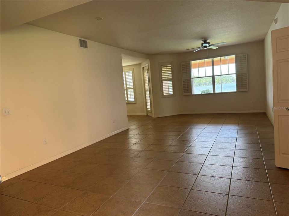 For Rent: $2,100 (2 beds, 2 baths, 1722 Square Feet)