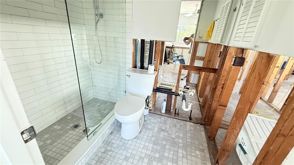En Venta: $599,000 (2 camas, 2 baños, 1130 Pies cuadrados)