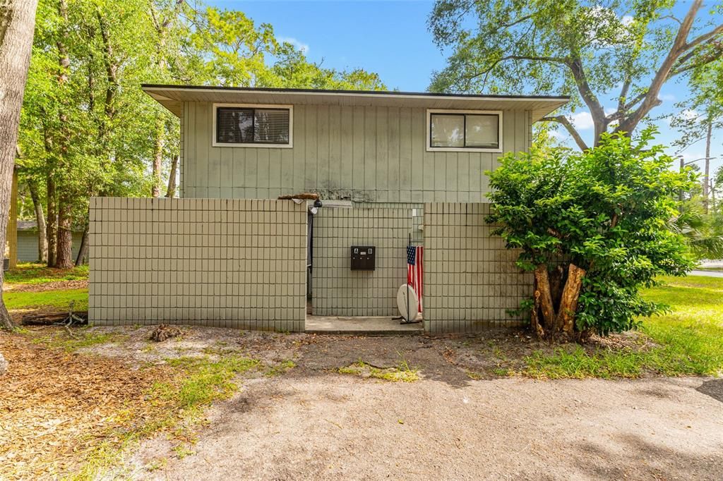 For Sale: $225,000 (4 beds, 0 baths, 1800 Square Feet)