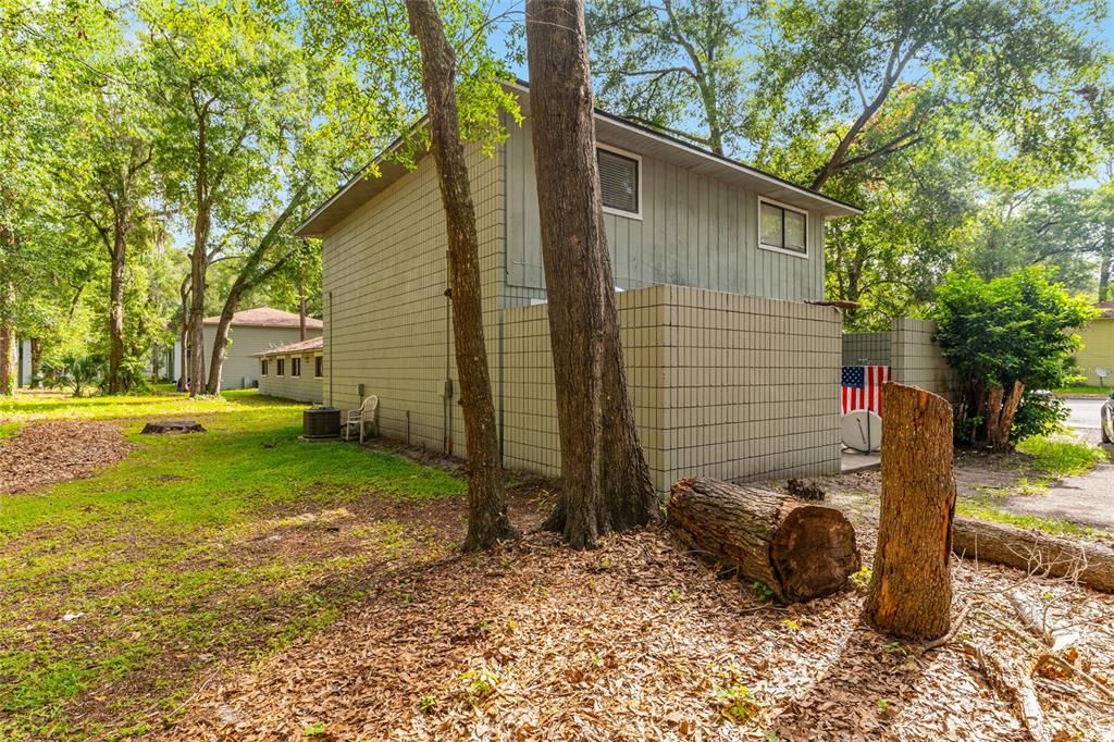 For Sale: $225,000 (4 beds, 0 baths, 1800 Square Feet)