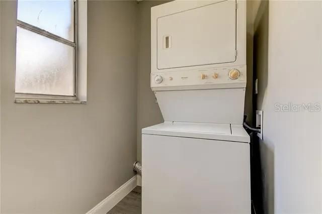 В аренду: $1,850 (2 спален, 1 ванн, 924 Квадратных фут)
