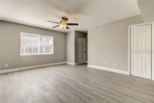 В аренду: $1,850 (2 спален, 1 ванн, 924 Квадратных фут)