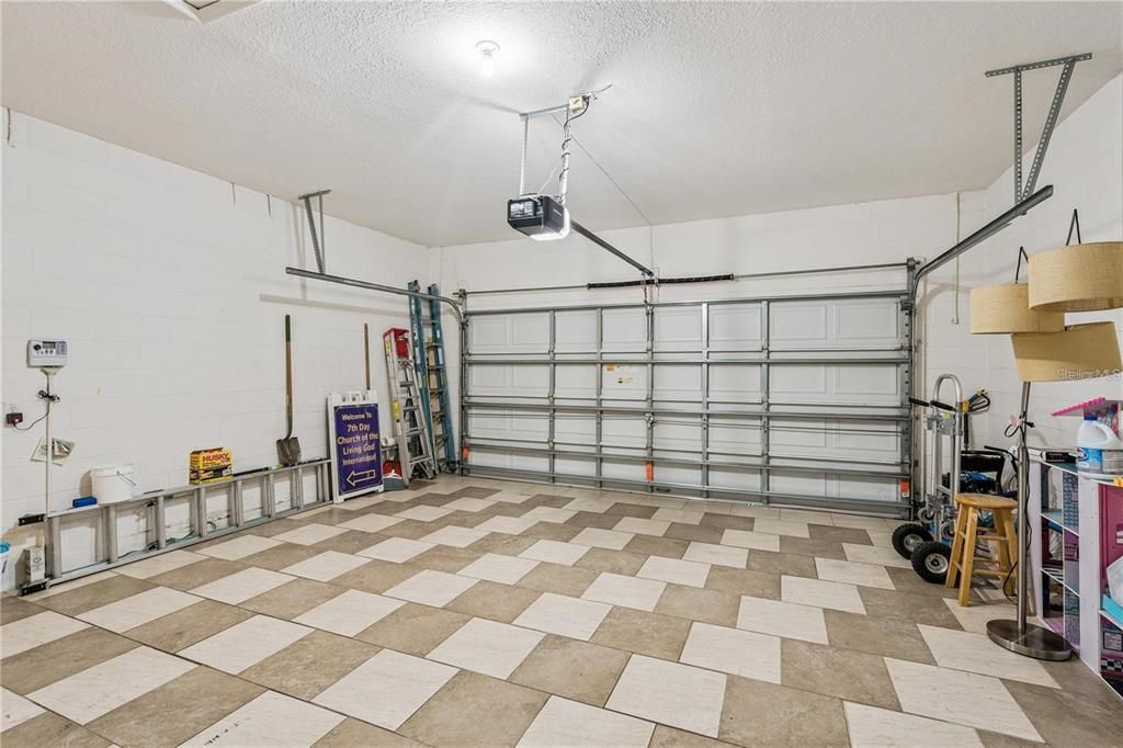 В аренду: $3,000 (4 спален, 3 ванн, 2465 Квадратных фут)