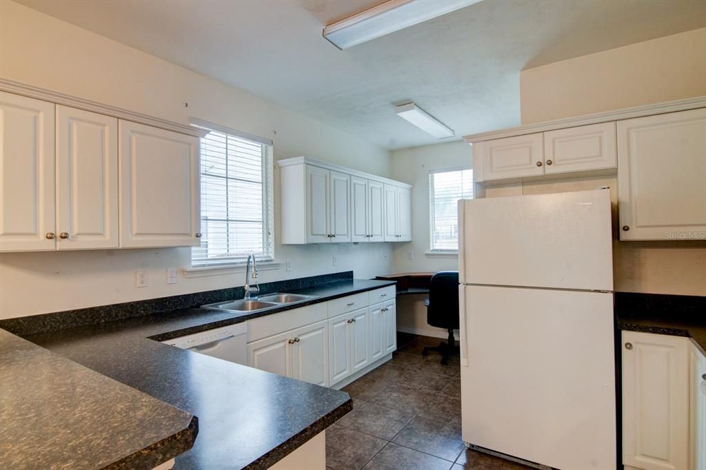 For Rent: $1,395 (2 beds, 2 baths, 1188 Square Feet)
