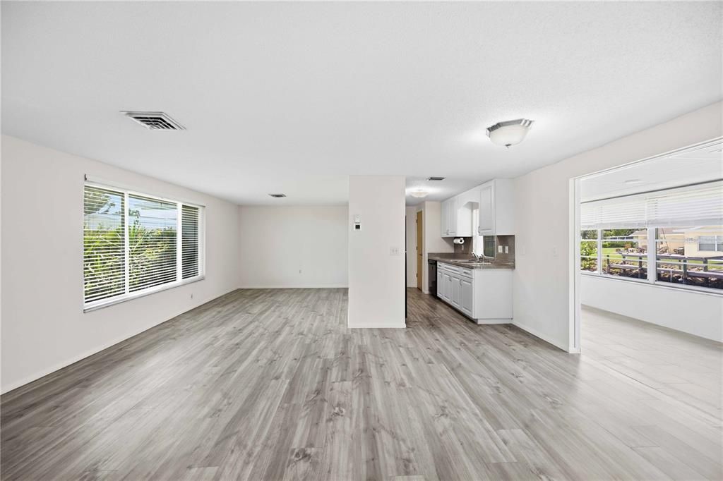 En Venta: $440,000 (2 camas, 2 baños, 1011 Pies cuadrados)