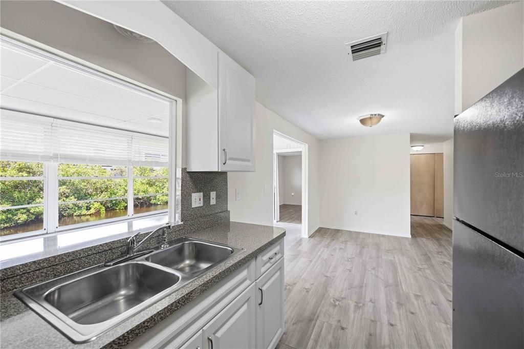 En Venta: $440,000 (2 camas, 2 baños, 1011 Pies cuadrados)