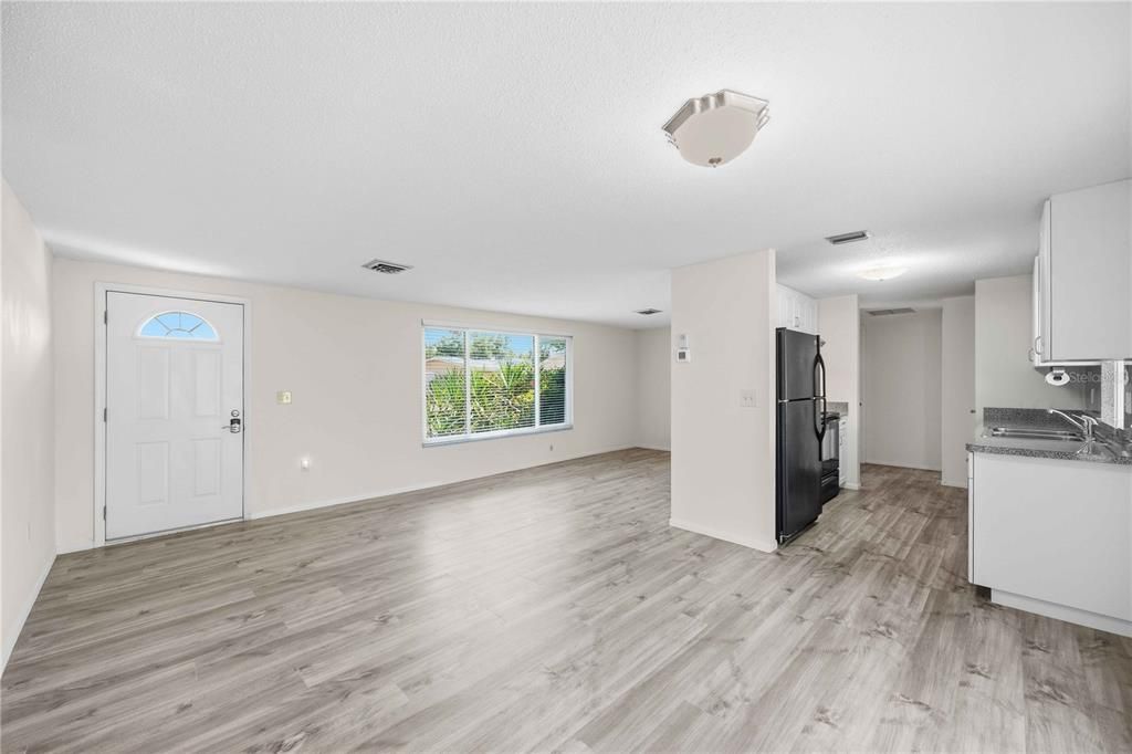 En Venta: $440,000 (2 camas, 2 baños, 1011 Pies cuadrados)