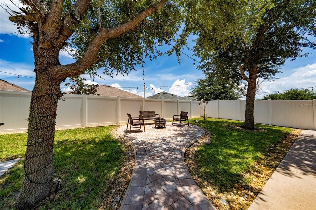 Activo con contrato: $375,000 (3 camas, 2 baños, 1770 Pies cuadrados)