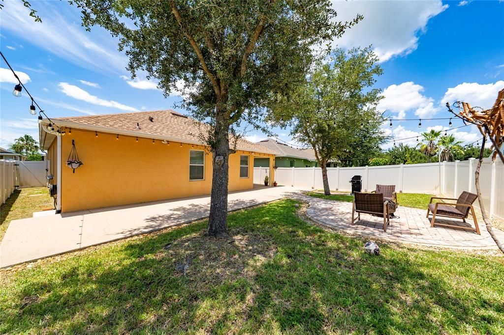 Activo con contrato: $375,000 (3 camas, 2 baños, 1770 Pies cuadrados)
