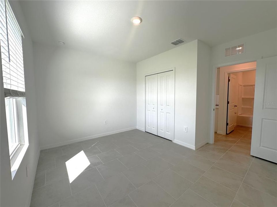 En Renta: $2,895 (6 camas, 3 baños, 2463 Pies cuadrados)
