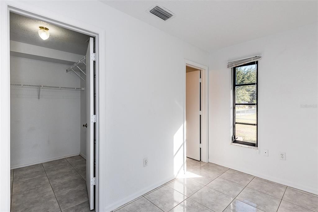 En Renta: $1,995 (3 camas, 2 baños, 1695 Pies cuadrados)