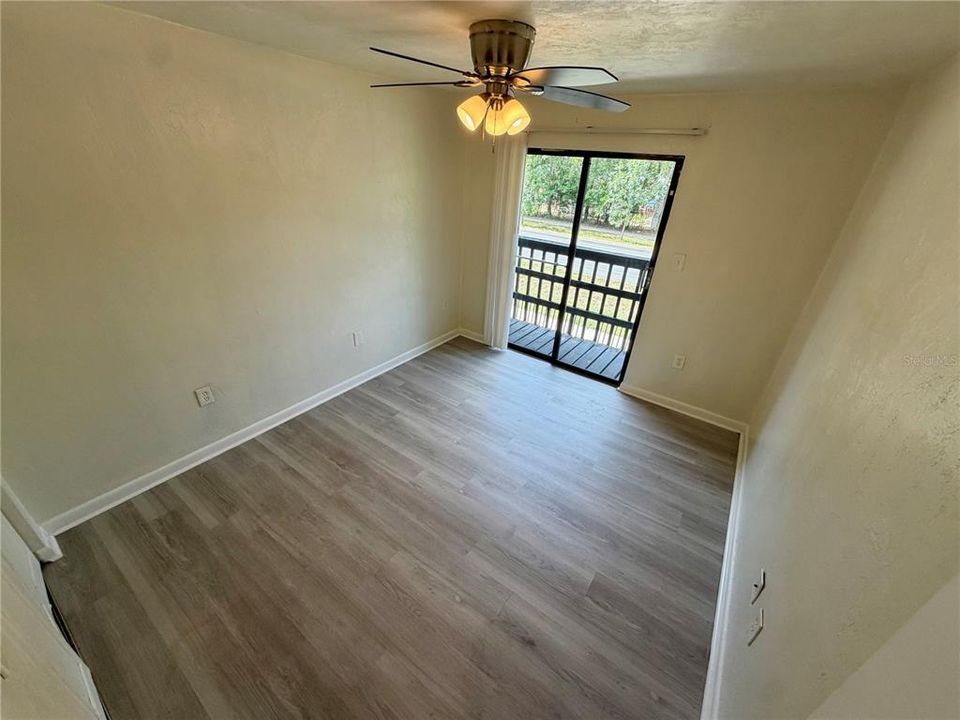 For Sale: $440,000 (8 beds, 0 baths, 3902 Square Feet)