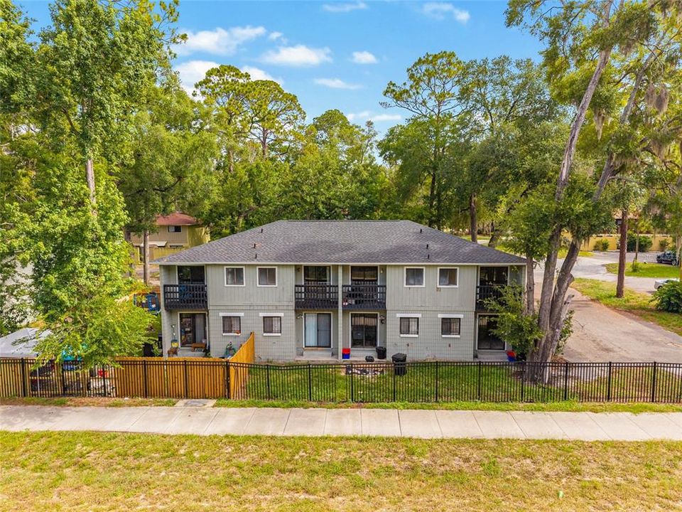 For Sale: $440,000 (8 beds, 0 baths, 3902 Square Feet)