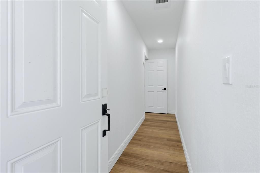На продажу: $465,000 (4 спален, 2 ванн, 1794 Квадратных фут)
