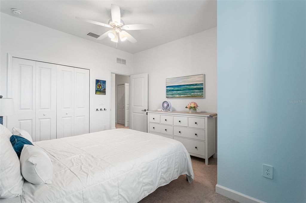 For Sale: $299,000 (3 beds, 2 baths, 1942 Square Feet)