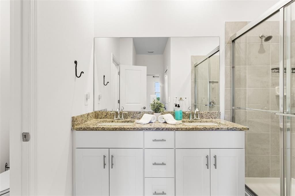 For Sale: $299,000 (3 beds, 2 baths, 1942 Square Feet)