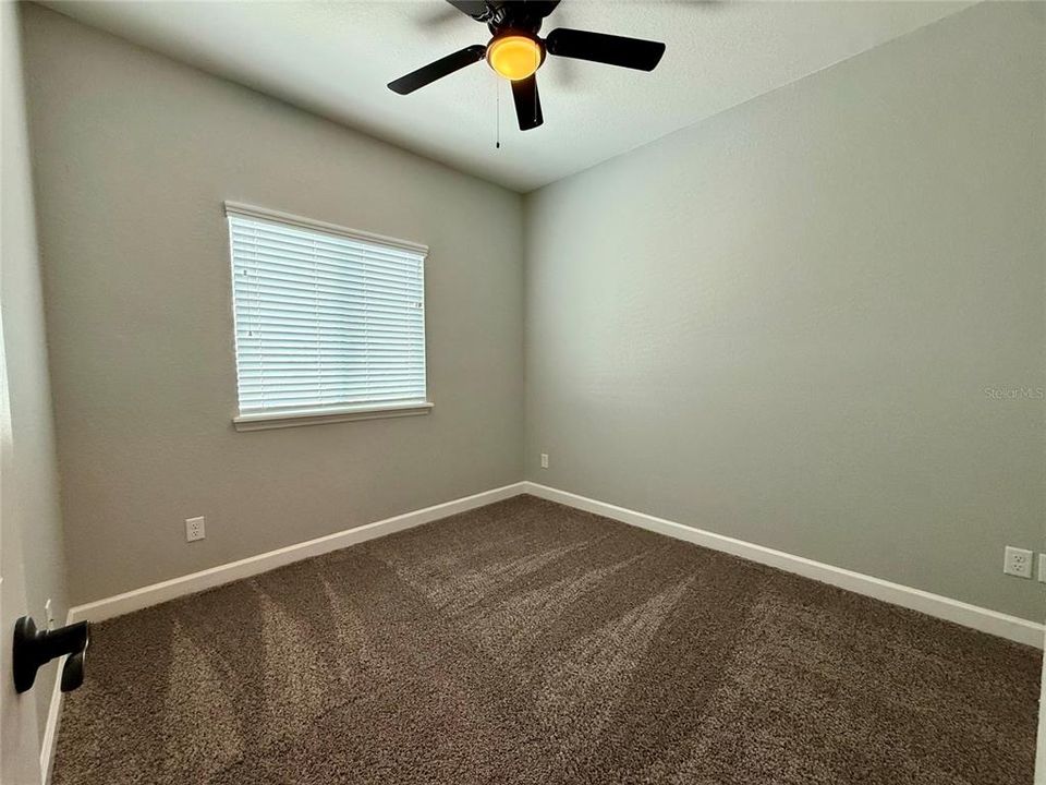 В аренду: $1,795 (3 спален, 2 ванн, 1625 Квадратных фут)