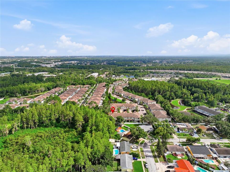 Под контрактом: $429,000 (4 спален, 3 ванн, 2337 Квадратных фут)