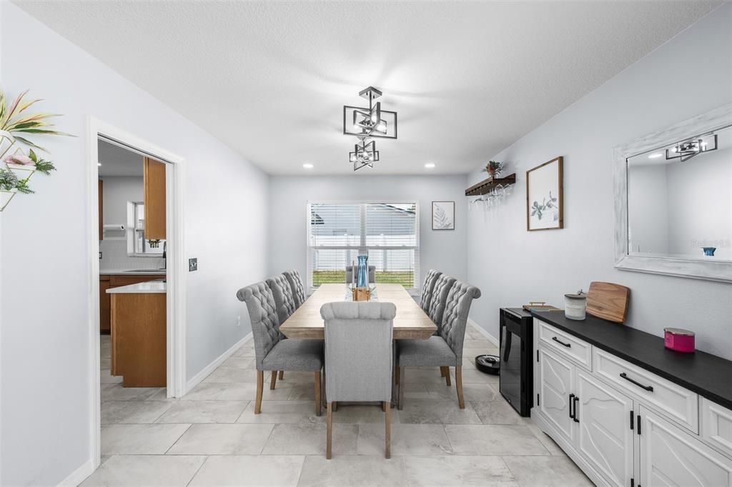 На продажу: $589,999 (3 спален, 2 ванн, 1730 Квадратных фут)