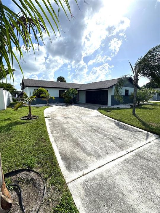 For Rent: $3,500 (3 beds, 2 baths, 1540 Square Feet)
