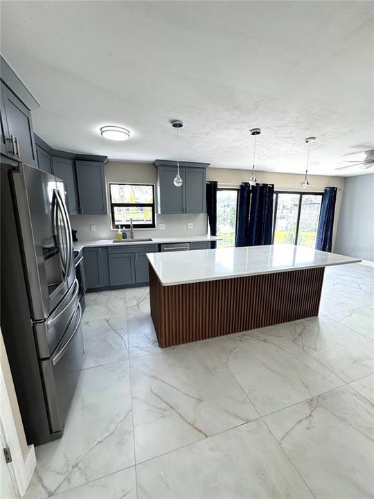 For Rent: $3,500 (3 beds, 2 baths, 1540 Square Feet)