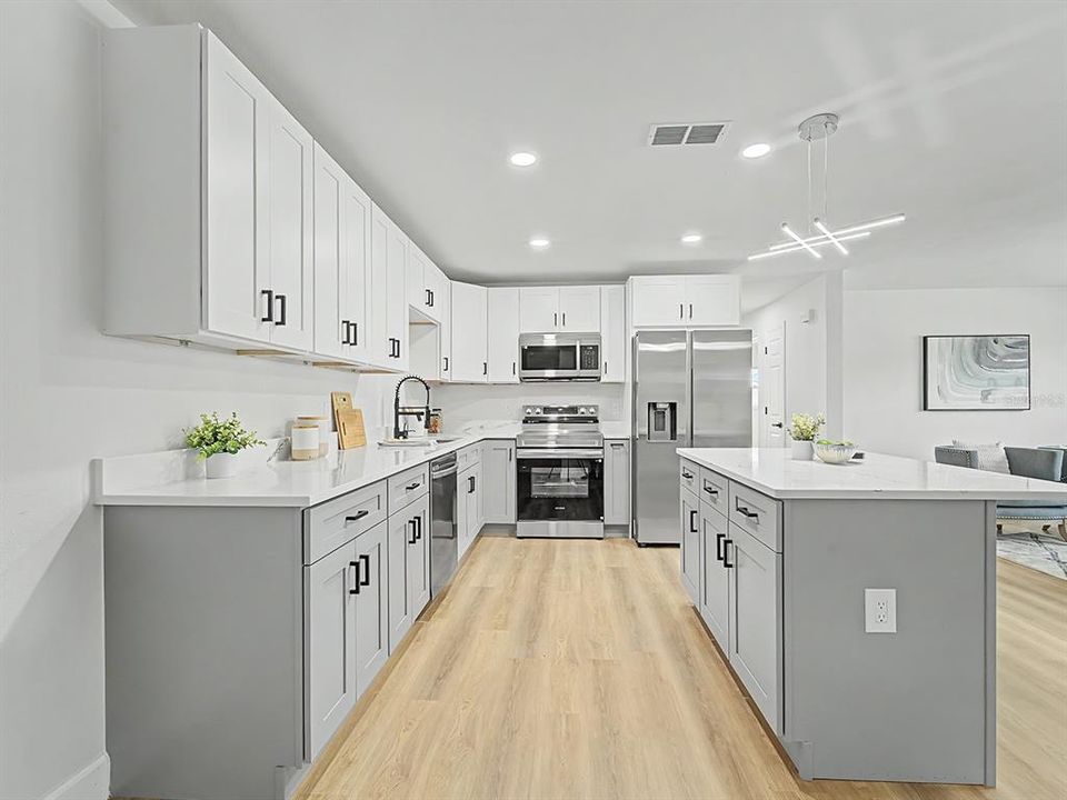 На продажу: $459,900 (3 спален, 2 ванн, 1543 Квадратных фут)