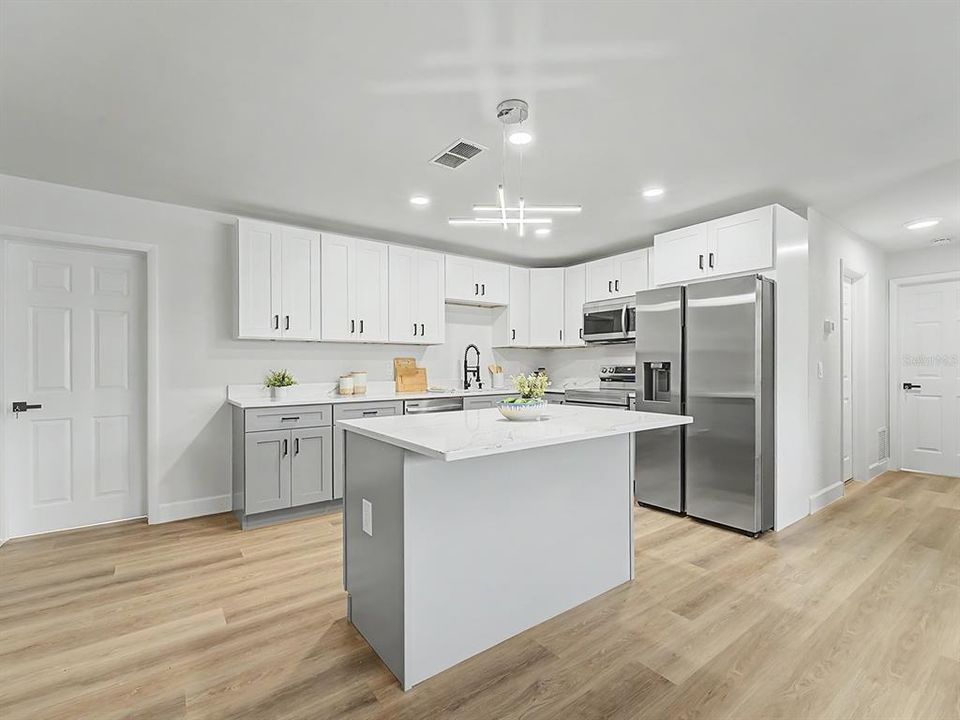 На продажу: $459,900 (3 спален, 2 ванн, 1543 Квадратных фут)