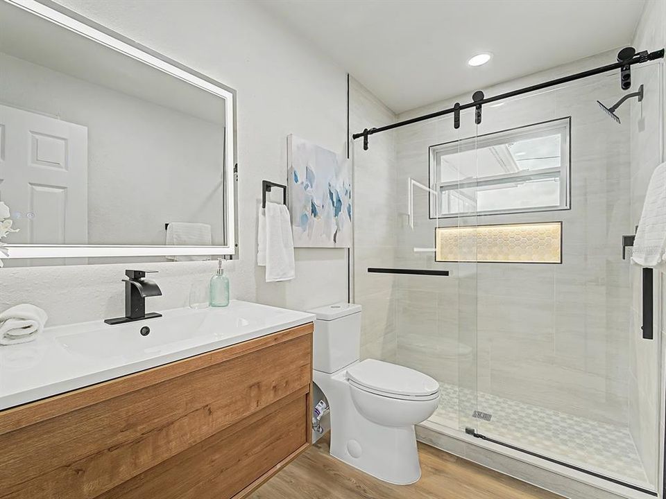 На продажу: $459,900 (3 спален, 2 ванн, 1543 Квадратных фут)
