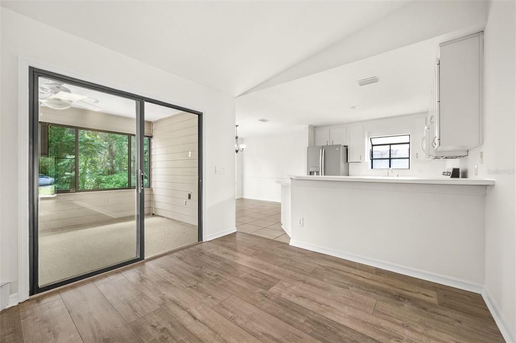 For Sale: $320,000 (3 beds, 2 baths, 1420 Square Feet)