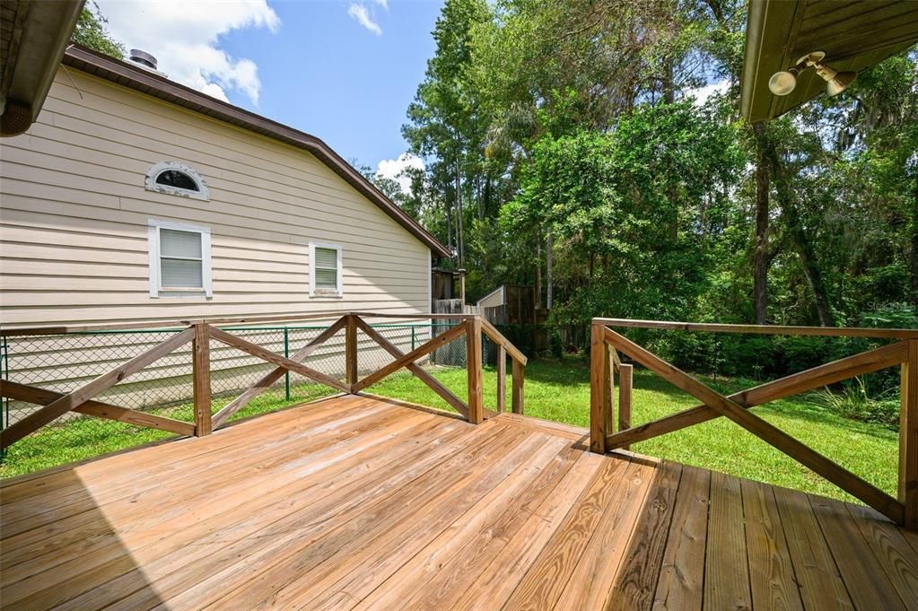 For Sale: $320,000 (3 beds, 2 baths, 1420 Square Feet)