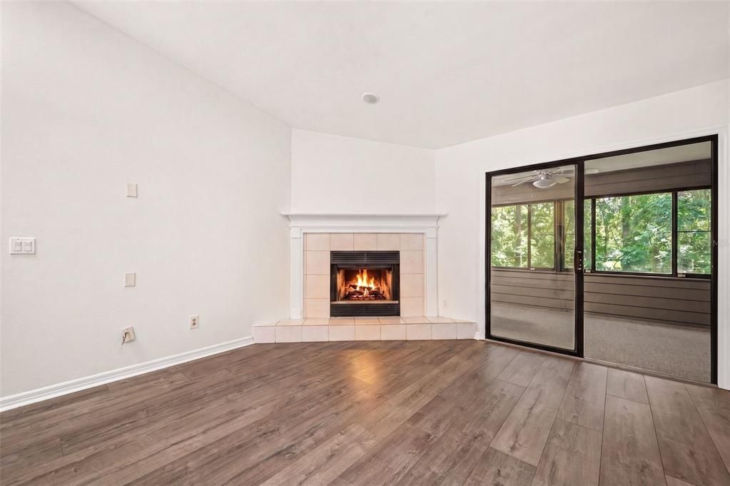 For Sale: $320,000 (3 beds, 2 baths, 1420 Square Feet)