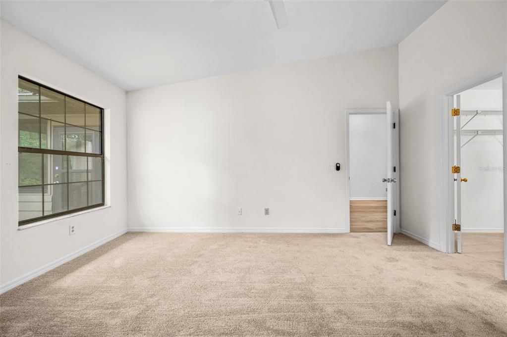 For Sale: $320,000 (3 beds, 2 baths, 1420 Square Feet)