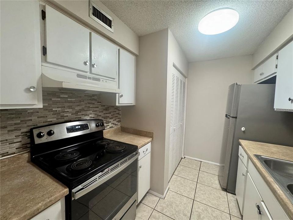 En Renta: $1,495 (2 camas, 2 baños, 975 Pies cuadrados)