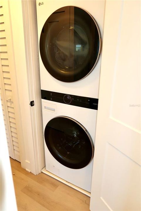 В аренду: $4,800 (3 спален, 2 ванн, 1383 Квадратных фут)