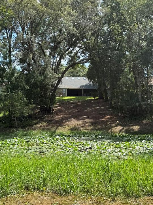 Activo con contrato: $629,000 (4 camas, 2 baños, 2472 Pies cuadrados)