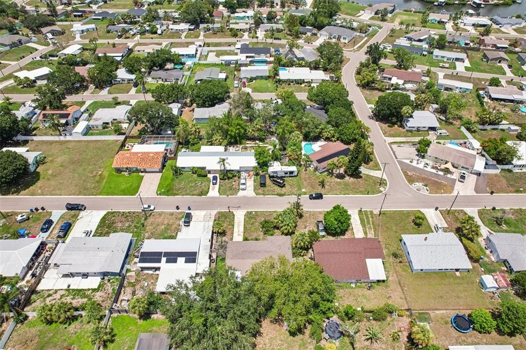 En Venta: $330,000 (4 camas, 2 baños, 1440 Pies cuadrados)