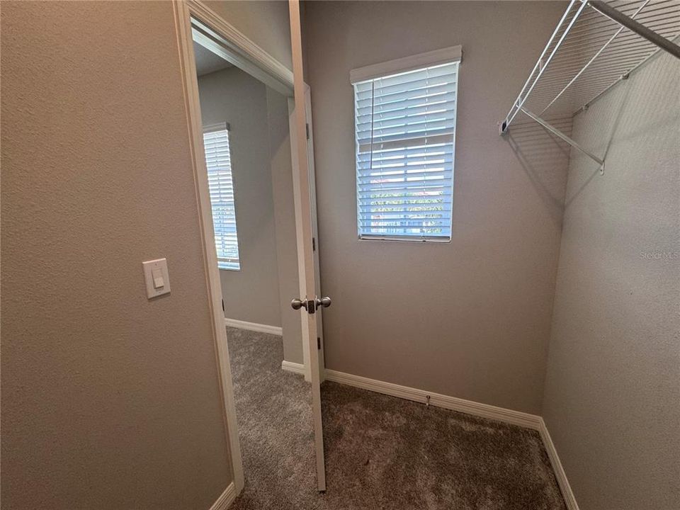 В аренду: $2,695 (3 спален, 2 ванн, 2206 Квадратных фут)