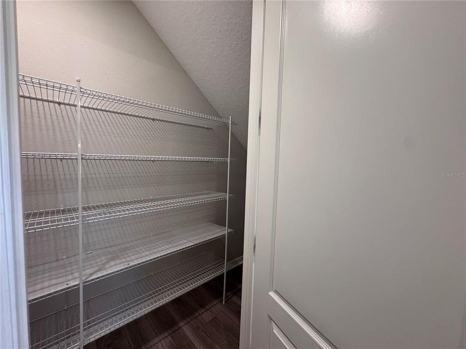 В аренду: $2,695 (3 спален, 2 ванн, 2206 Квадратных фут)