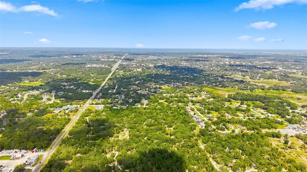 На продажу: $2,600,000 (19.40 acres)