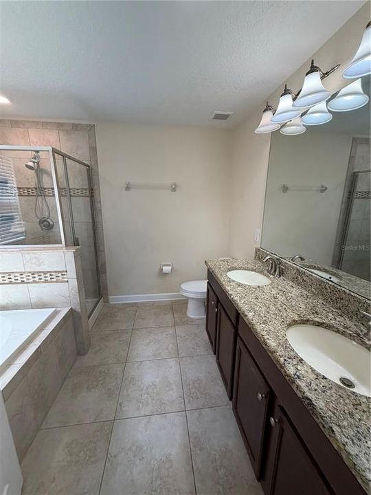 For Rent: $2,950 (3 beds, 2 baths, 1973 Square Feet)