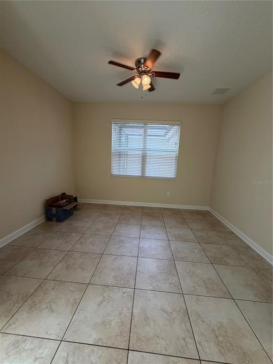 For Rent: $2,950 (3 beds, 2 baths, 1973 Square Feet)