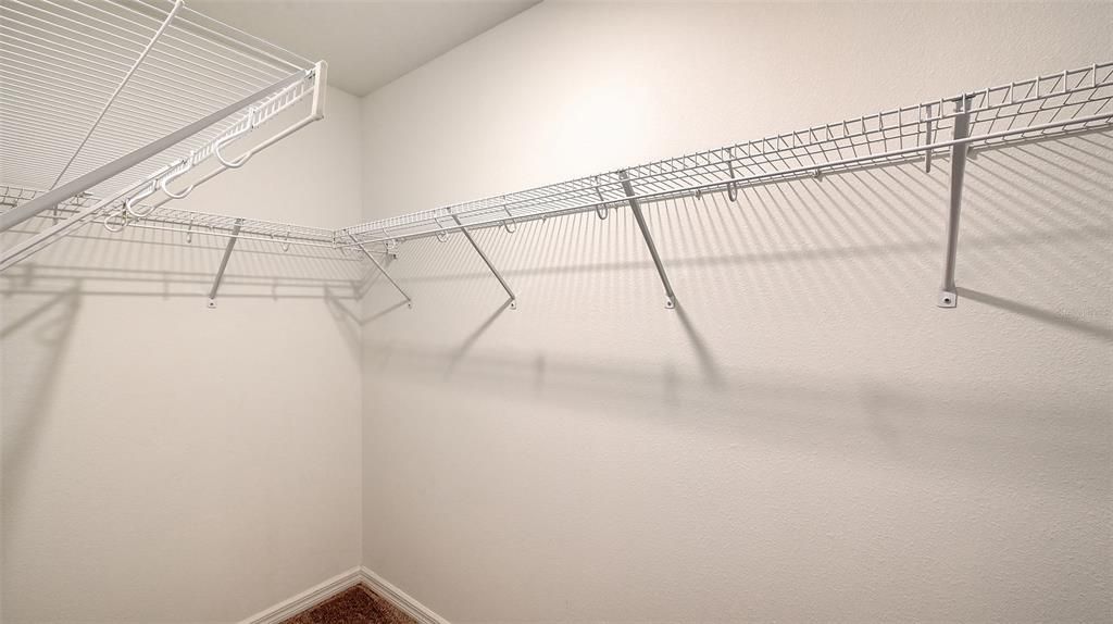 For Rent: $3,200 (3 beds, 2 baths, 2524 Square Feet)