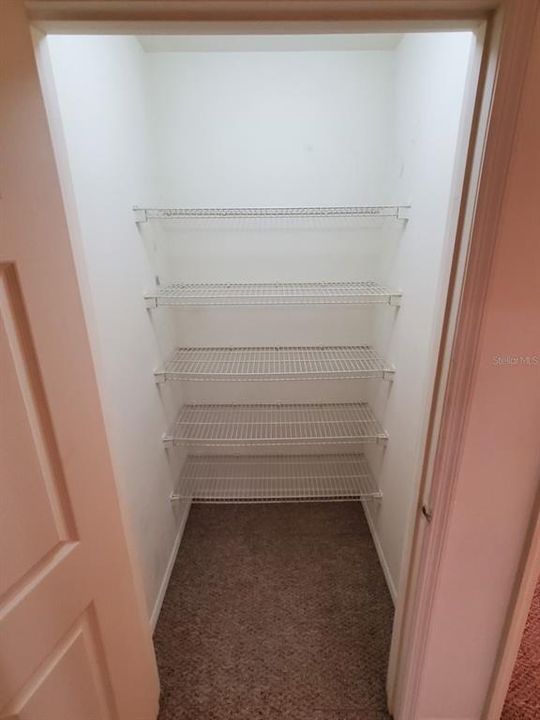 For Rent: $1,600 (3 beds, 2 baths, 1097 Square Feet)