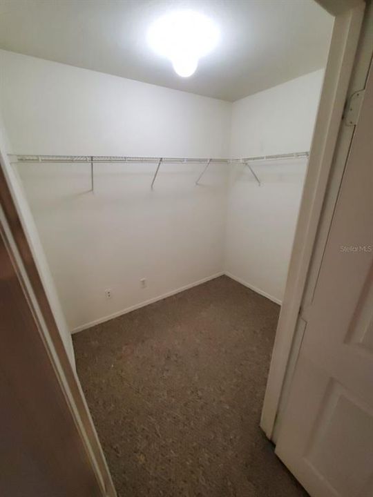 For Rent: $1,600 (3 beds, 2 baths, 1097 Square Feet)