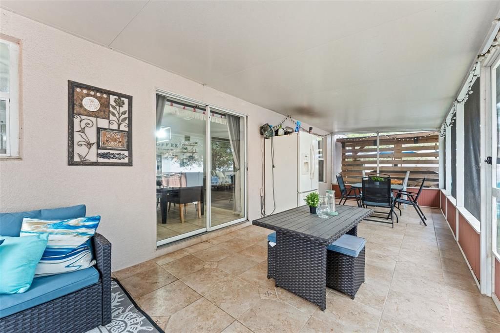 En Venta: $419,000 (5 camas, 2 baños, 3072 Pies cuadrados)