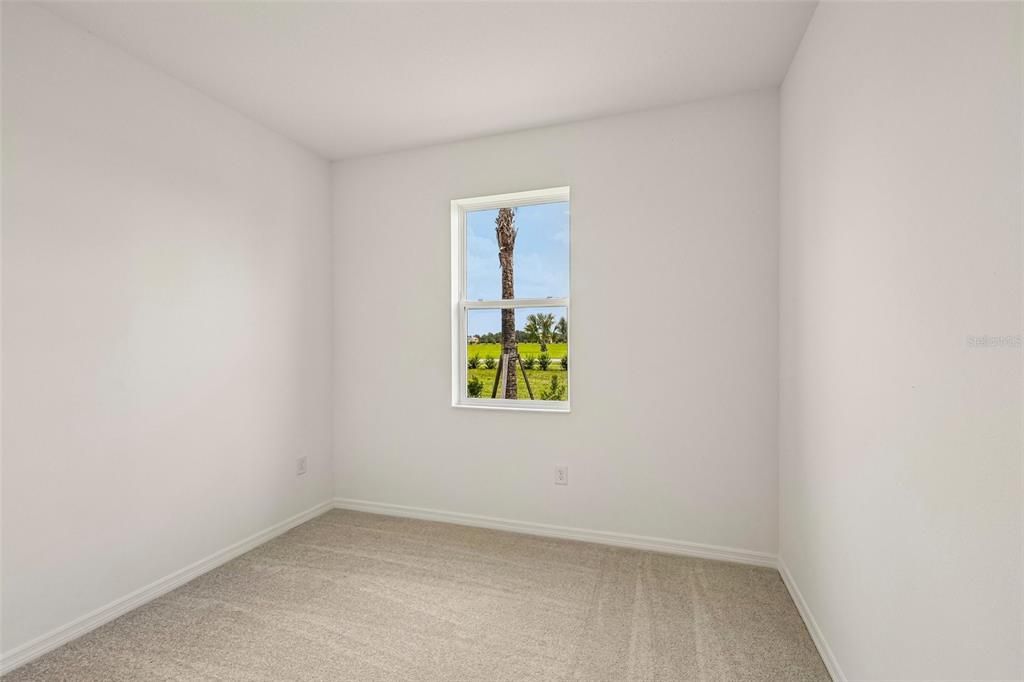 For Sale: $489,999 (4 beds, 3 baths, 2401 Square Feet)