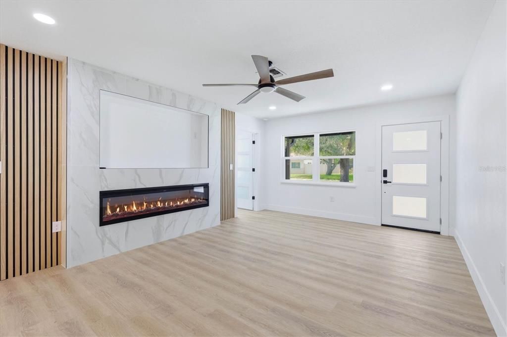 For Sale: $659,000 (4 beds, 2 baths, 1636 Square Feet)