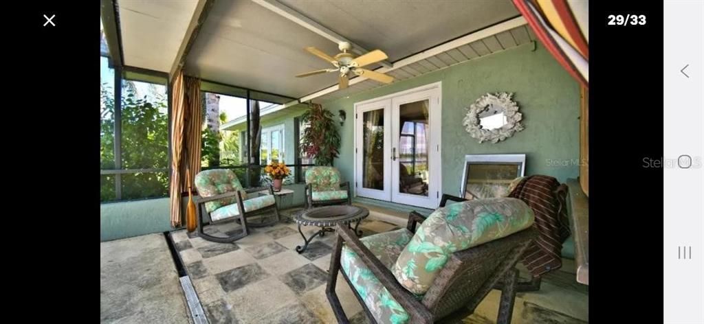 En Venta: $899,000 (3 camas, 3 baños, 2592 Pies cuadrados)