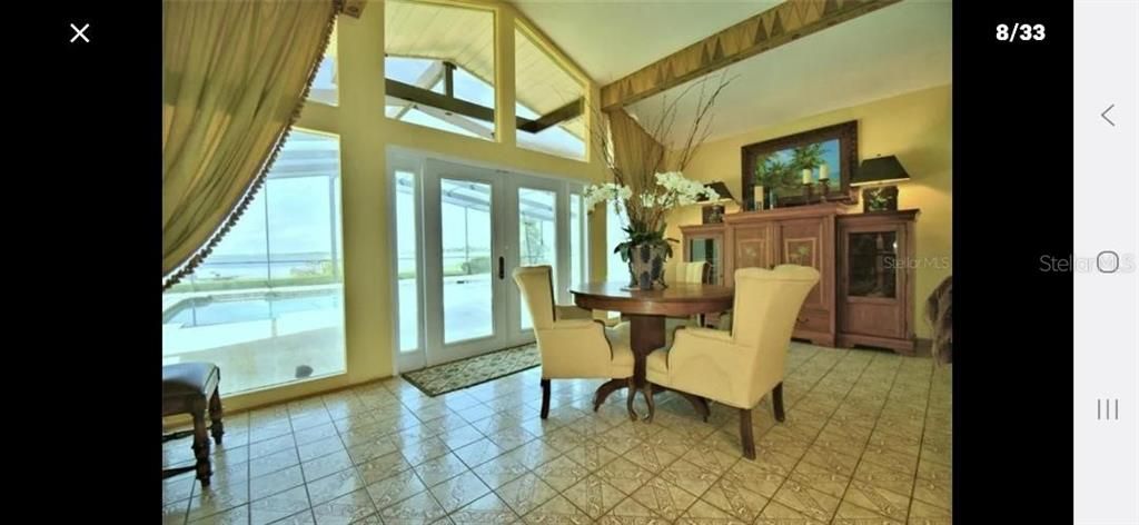 En Venta: $899,000 (3 camas, 3 baños, 2592 Pies cuadrados)