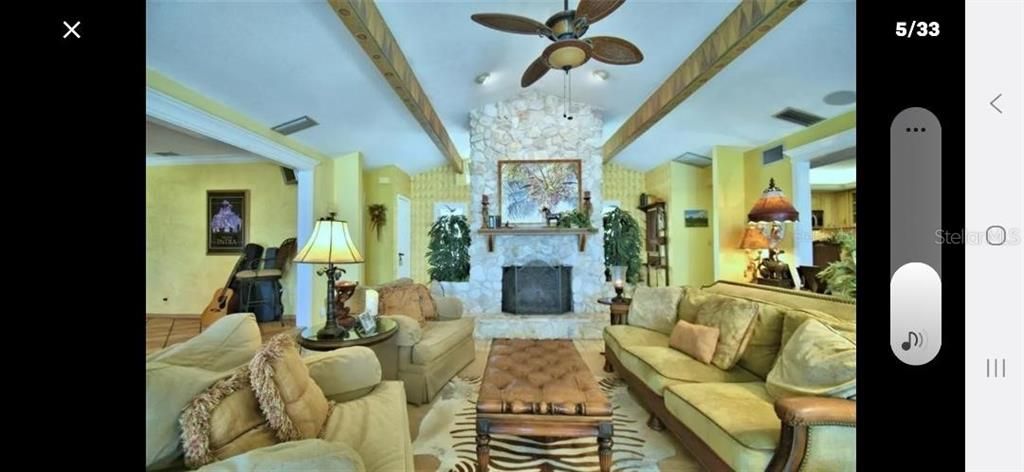 En Venta: $899,000 (3 camas, 3 baños, 2592 Pies cuadrados)